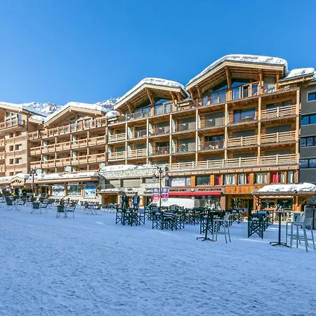 Apartment De Luxe Au Dernier Etage, Materiaux Nobles, Aux Pieds Des Pistes, - Fr-1-694-89 *